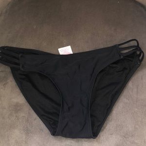 Black swim bottoms